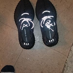 Adidas Yeezy Boost 350v2